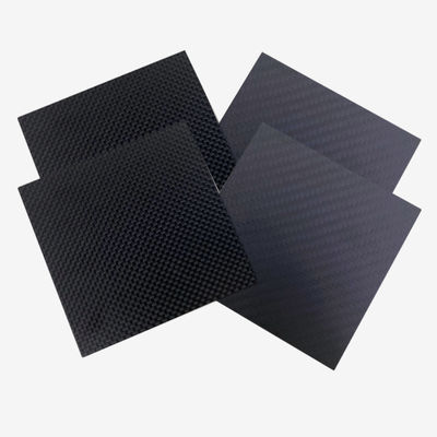 CNC-Bearbeitung von Karbonfasern mit 3K Twill Plain Design und Presstechnologie